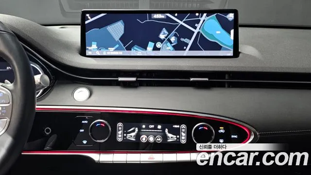 Genesis GV70 — Фото автомобиля 14