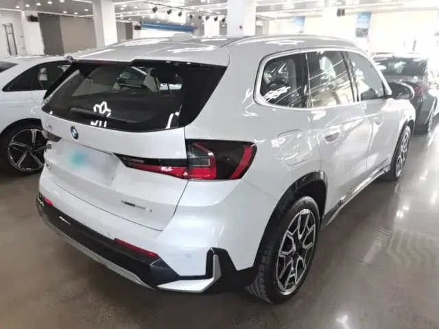 BMW X1 — Фото автомобиля 6