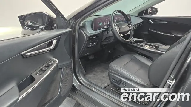 Kia EV6 — Фото автомобиля 10