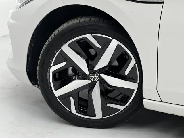 Volkswagen Lamando — Фото автомобиля 16