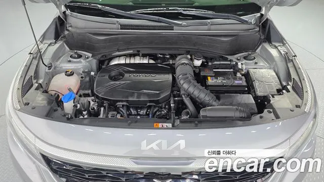 Kia Seltos — Фото автомобиля 9