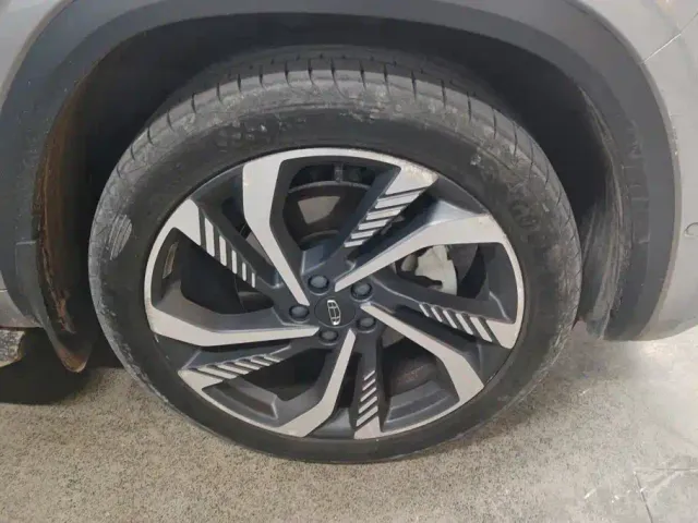 Geely Xingyue L 2021 2.0TD DCT EVO FWD Intelligent Premium Edition — Фото автомобиля 6