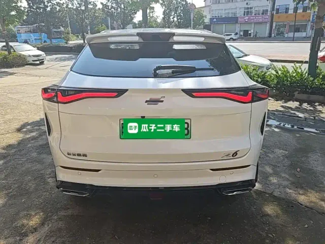 Changan Oshan Z6 EV — Фото автомобиля 5
