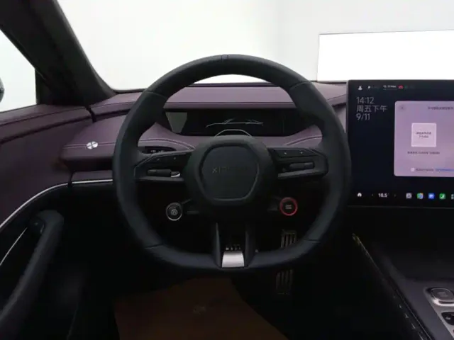 Xiaomi SU7 — Фото автомобиля 15
