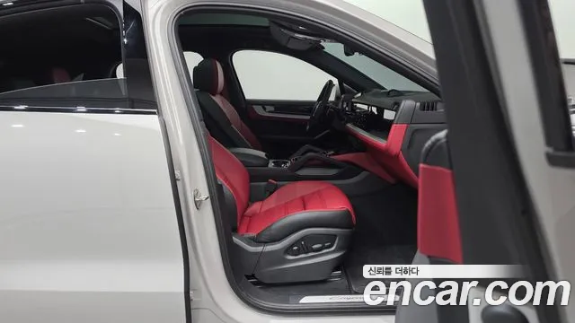Porsche Cayenne PO536 — Фото автомобиля 16