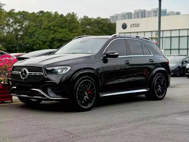 Mercedes-Benz GLE-Class — Фото автомобиля 4