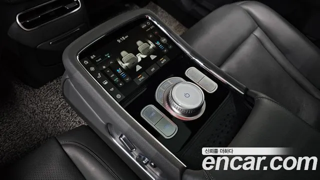 Genesis G90 Бензин 3.5 турбо AWD — Фото автомобиля 27
