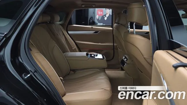 Genesis G80 Бензин 2.5 турбо AWD — Фото автомобиля 9