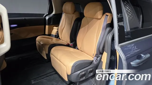 Kia Canival Carnival 4 поколение 7 мест Signature — Фото автомобиля 23