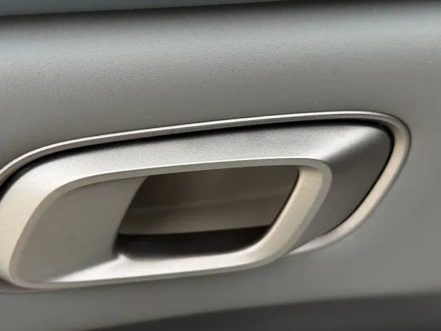 Li Auto i6 — Фото автомобиля 22