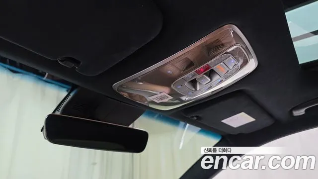 Genesis GV70 2.5T Бензин AWD — Фото автомобиля 15