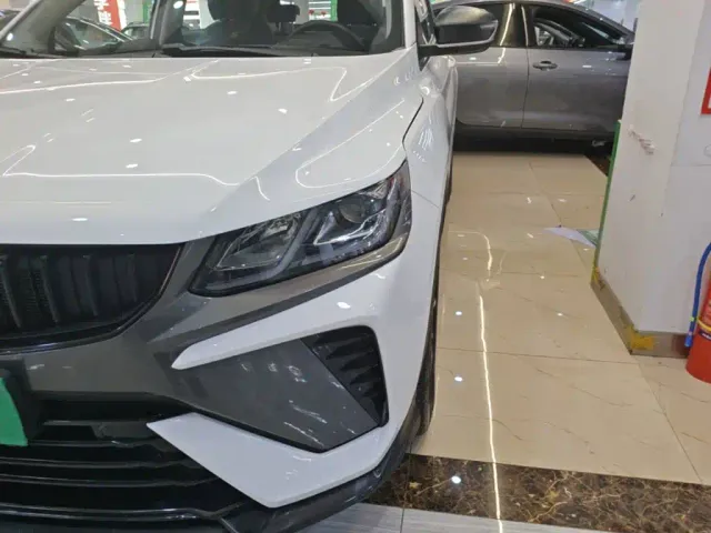 Geely Binyue — Фото автомобиля 23
