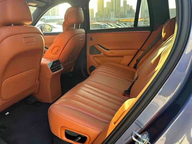 Aito M7 — Фото автомобиля 7