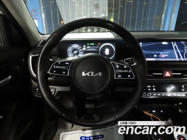Kia Seltos Новый Seltos Бензин 1.6 турбо 2WD — Фото автомобиля 9