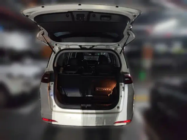GAC Trumpchi M6 — Фото автомобиля 9