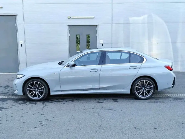 BMW 3 Series — Фото автомобиля 3