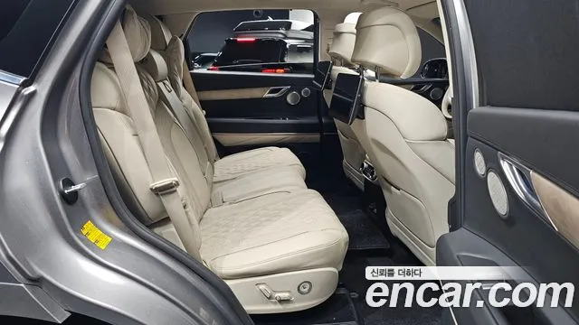 Genesis GV80 — Фото автомобиля 17