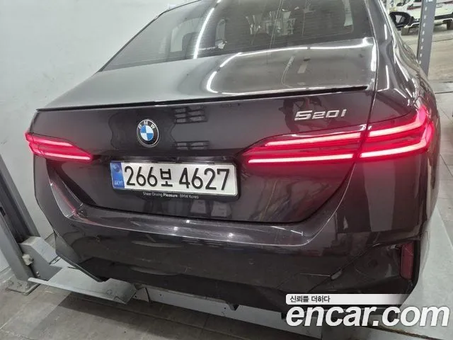BMW 5 Series G60 — Фото автомобиля 2