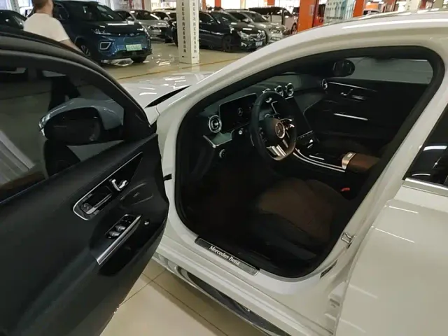 Mercedes-Benz C-Class — Фото автомобиля 15