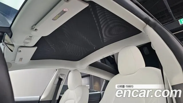 Tesla Model 3 — Фото автомобиля 21