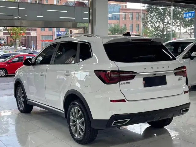 Roewe RX5 — Фото автомобиля 5