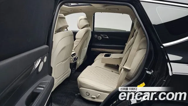 Genesis GV80 — Фото автомобиля 17