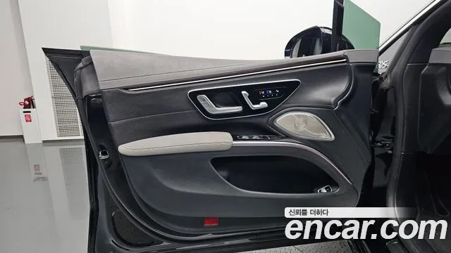 Mercedes-Benz EQS — Фото автомобиля 21