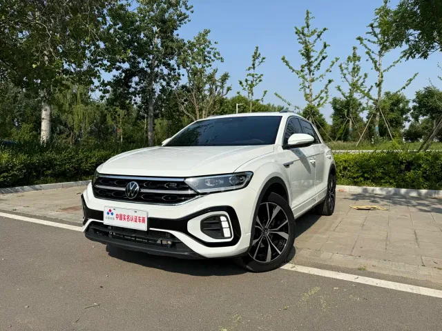 Volkswagen T-Roc — Фото автомобиля 5