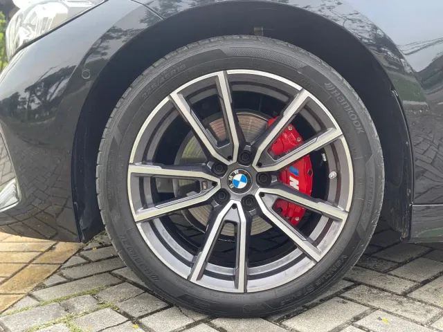 BMW 3 Series — Фото автомобиля 21