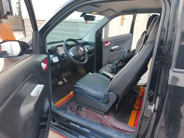 Wuling Hongguang Mini EV — Фото автомобиля 15