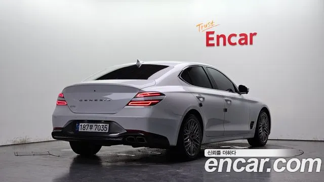 Genesis G70 — Фото автомобиля 2