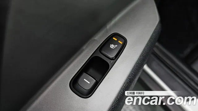 Kia Niro — Фото автомобиля 19
