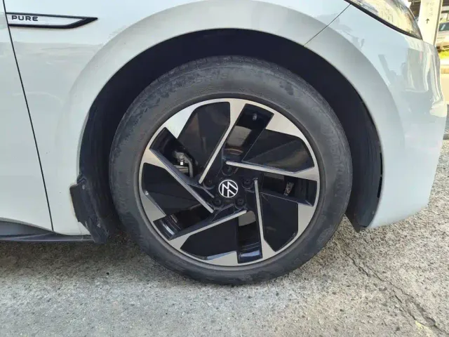 Volkswagen ID.3 — Фото автомобиля 8