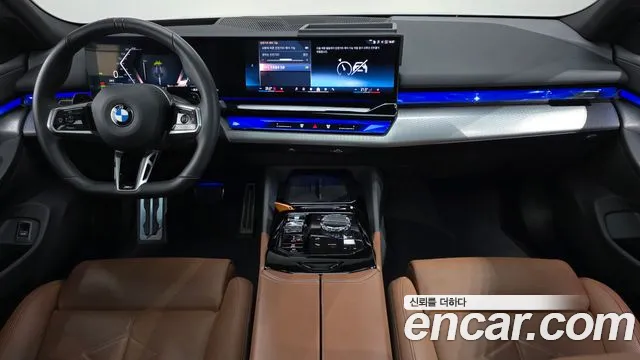BMW 5 Series G60 — Фото автомобиля 10