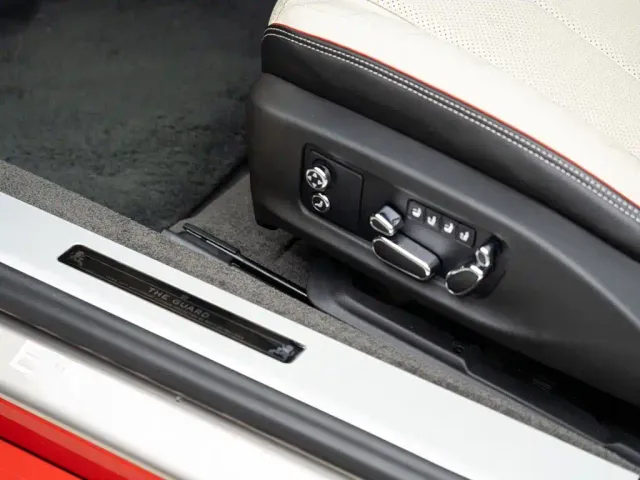 Bentley Continental — Фото автомобиля 12