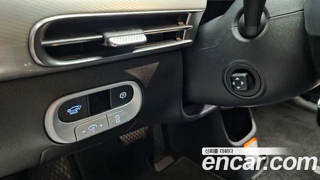 Genesis GV60 — Фото автомобиля 24