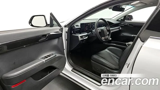 Hyundai Grandeur Grandeur (GN7) — Фото автомобиля 9