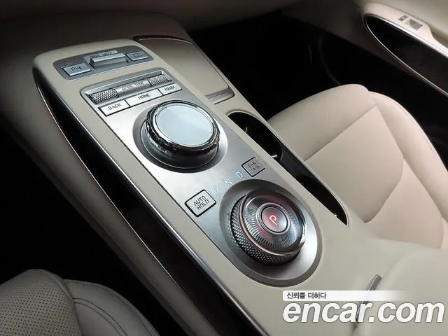 Genesis GV70 — Фото автомобиля 2