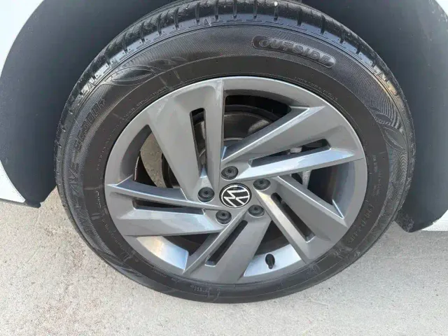 Volkswagen Lamando — Фото автомобиля 11