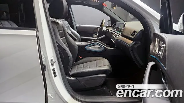 Mercedes-Benz GLS-Class — Фото автомобиля 11