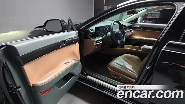 Hyundai Grandeur GN7 — Фото автомобиля 10