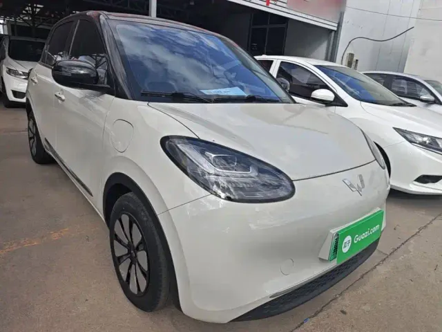 Wuling Bingo — Фото автомобиля 3