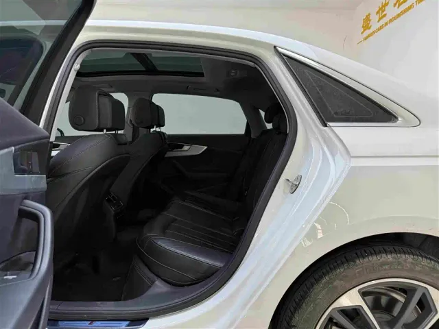 Audi A4L — Фото автомобиля 4