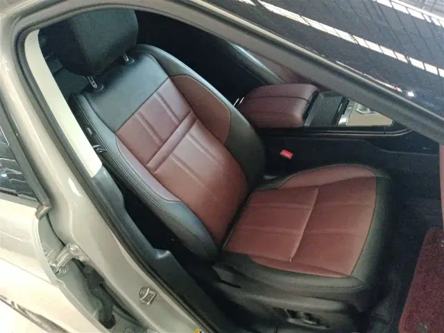 Land Rover Range Rover Evoque — Фото автомобиля 19