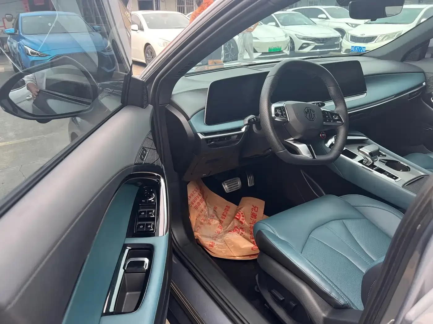 MG MG7 2025 1.5T 300 DCT Luxury Edition — Фото автомобиля 6