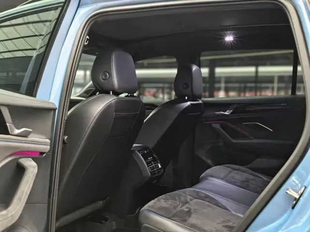 Volkswagen Tiguan L — Фото автомобиля 7