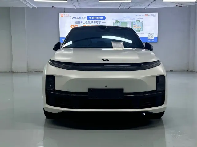 Li Auto L7 — Фото автомобиля 2