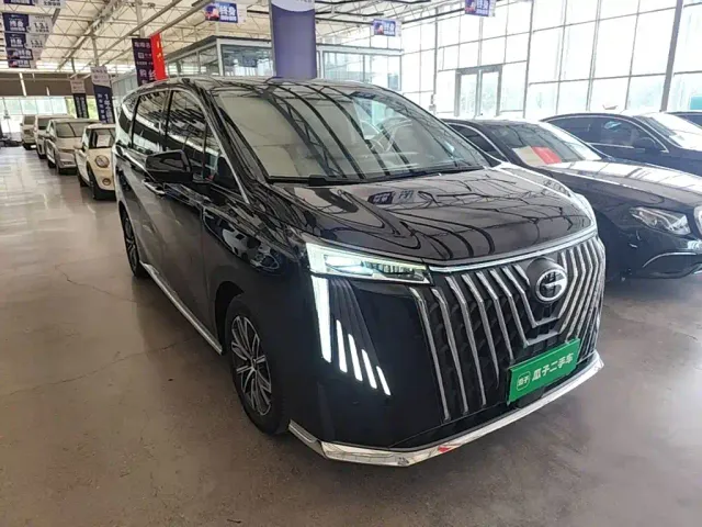 GAC Trumpchi M8 — Фото автомобиля 3