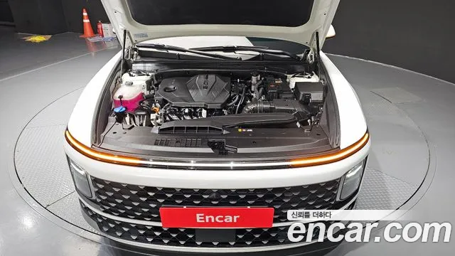 Hyundai Grandeur GN7 — Фото автомобиля 9