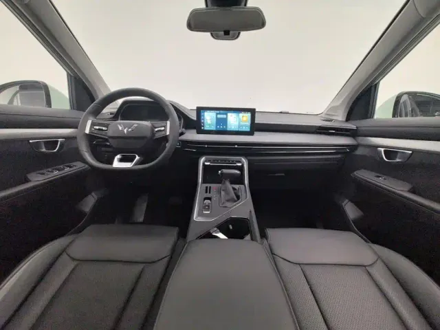 Wuling Asta — Фото автомобиля 5